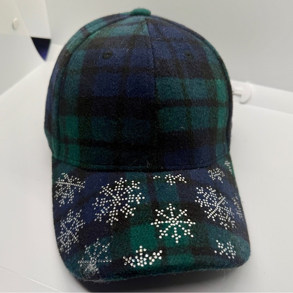 29 Palms Accessories - Plaid Green and‎ Blue Women's Hat with Snowflake Design